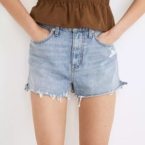 NWT Madewell Denim Jeans Relaxed Shorts Blue Distressed Low Waisted Size 27